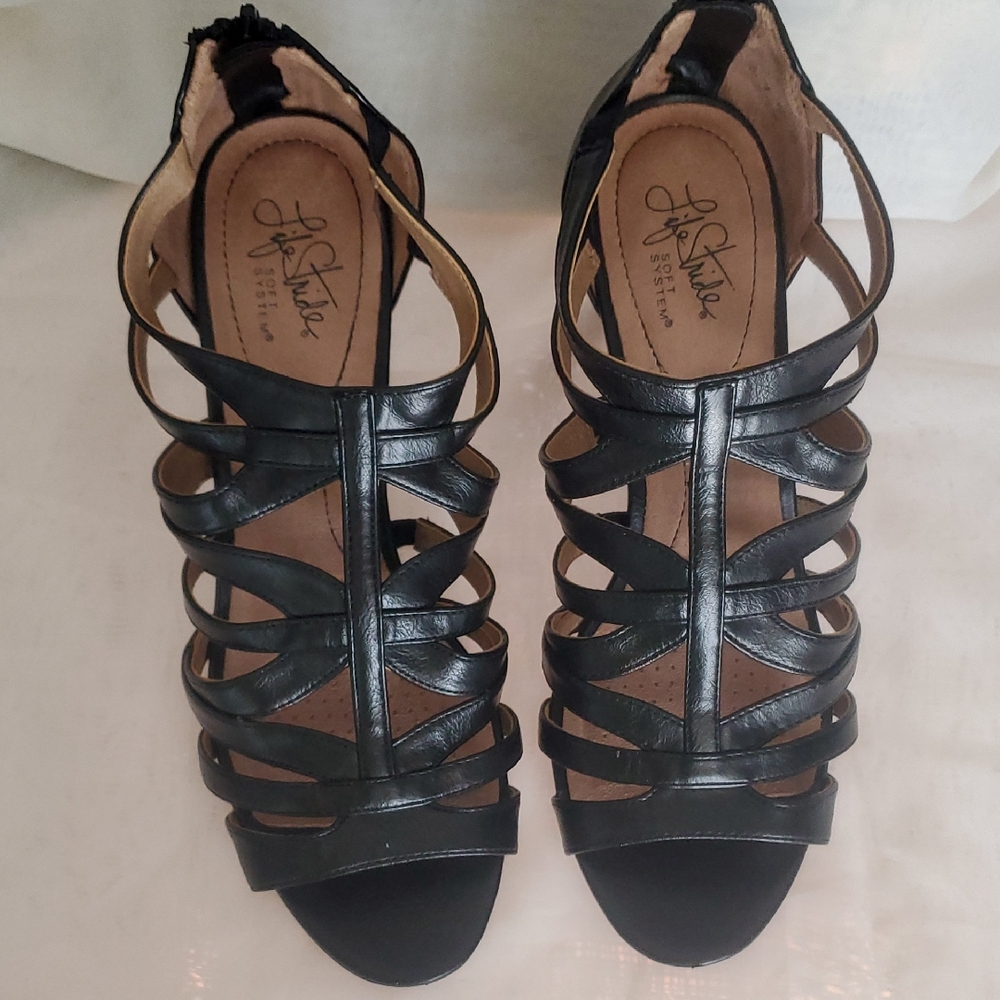 Life Stride Black Strappy Heels